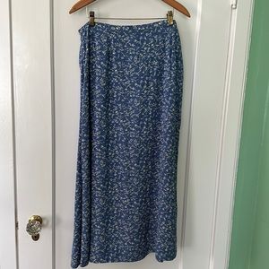 LL Bean midi skirt with elastic waist. NWT